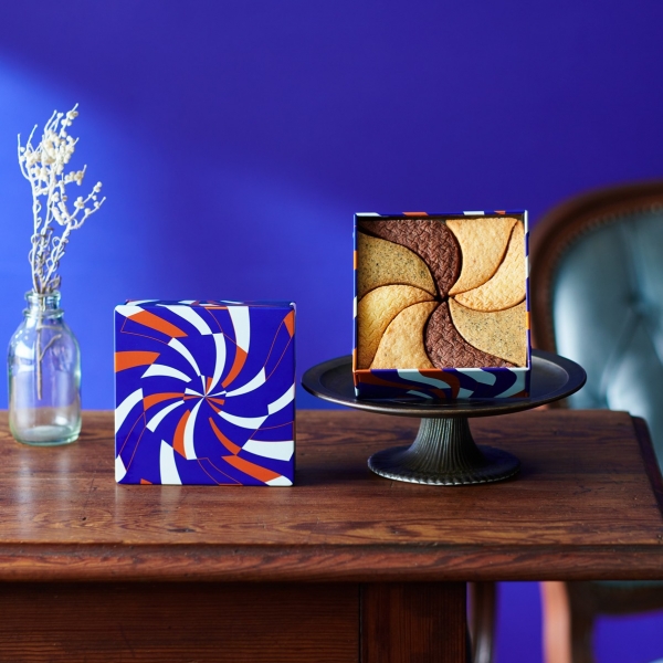 架空のパティスリー「しろいし洋菓子店」